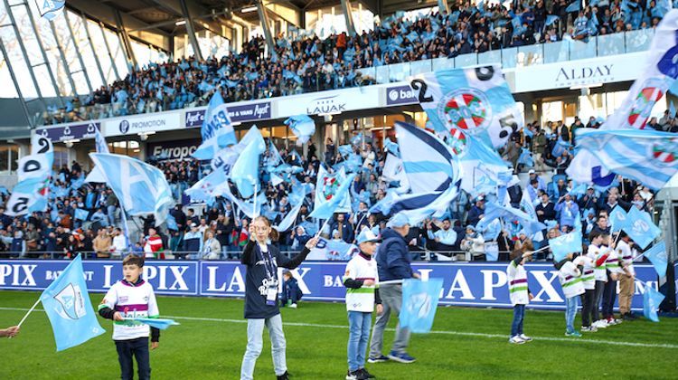 ENVOL 2027 - La fusée AB Rugby est magnifiquement allumée